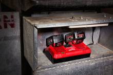 MILWAUKEE M18 DFC ΤΑΧΥΦΟΡΤΙΣΤΗΣ 2 ΘΕΣΕΩΝ ( 4932472073 )