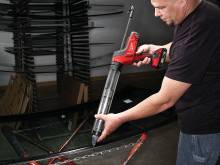 MILWAUKEE M18 C18 PCG/600T 201B ΠΙΣΤΟΛΙ ΣΙΛΙΚΟΝΗΣ 600 ML ( 4933441808 )