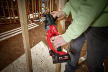 MILWAUKEE M18 FUEL CRAD2-0X ΓΩΝΙΑΚΟ ΔΡΑΠΑΝΟ ΞΥΛΟΥ  ( 4933471641 )