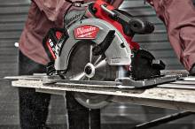 MILWAUKEE M18 FUEL FCSG66-121C ΔΙΣΚΟΠΡΙΟΝΟ 190mm ΣΥΜΒΑΤΟ ΜΕ ΡΑΓΑ ΟΔΗΓΗΣΗΣ ( 4933471195 )