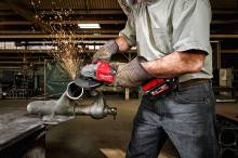 MILWAUKEE M18 FUEL FHSAG125XB-552X ΓΩΝΙΑΚΟΣ ΤΡΟΧΟΣ 125 MM ΜΕ ΣΥΡΟΜΕΝΟ ΔΙΑΚΟΠΤΗ ( 4933471079 )