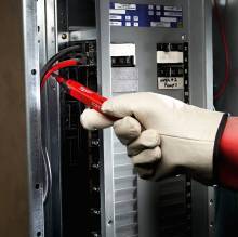 MILWAUKEE ΑΝΙΧΝΕΥΤΗΣ ΤΑΣΗΣ 2200-40 ΕΥΡΟΣ ΜΕΤΡΗΣΗΣ 50-1000V AC ( 4932352561 )